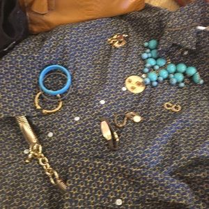 Long sleeve shirt and cropped pants